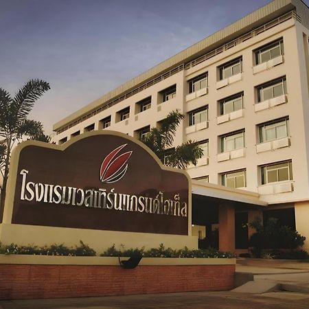Western Grand Hotel Ratchaburi Ban Bang Kra Exterior photo